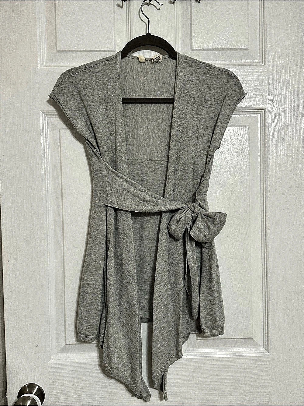 Anthropologie Knitted and Knotted Gray Wrap Cardigan Size Small Like New